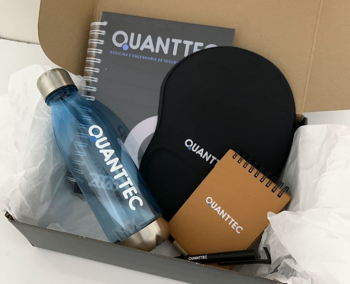 Garrafa personalizada entregue pela Vinkule